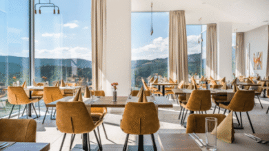 IMPORTANCE OF ERGONOMICS AND COMFORT IN RESTAURANT CHAIRS